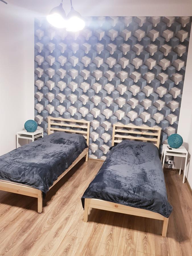 Apartamenty Rowna Kielce Bagian luar foto