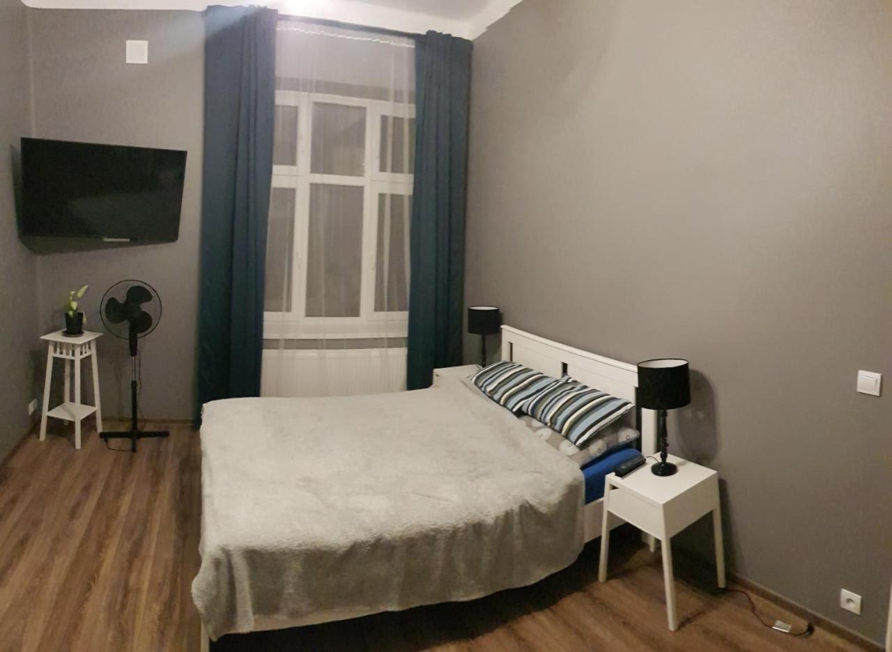 Apartamenty Rowna Kielce Bagian luar foto