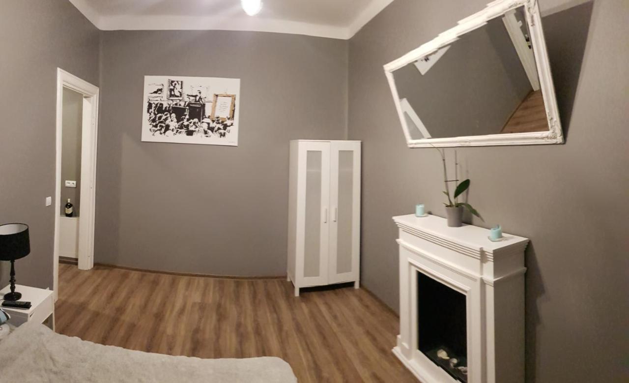 Apartamenty Rowna Kielce Bagian luar foto