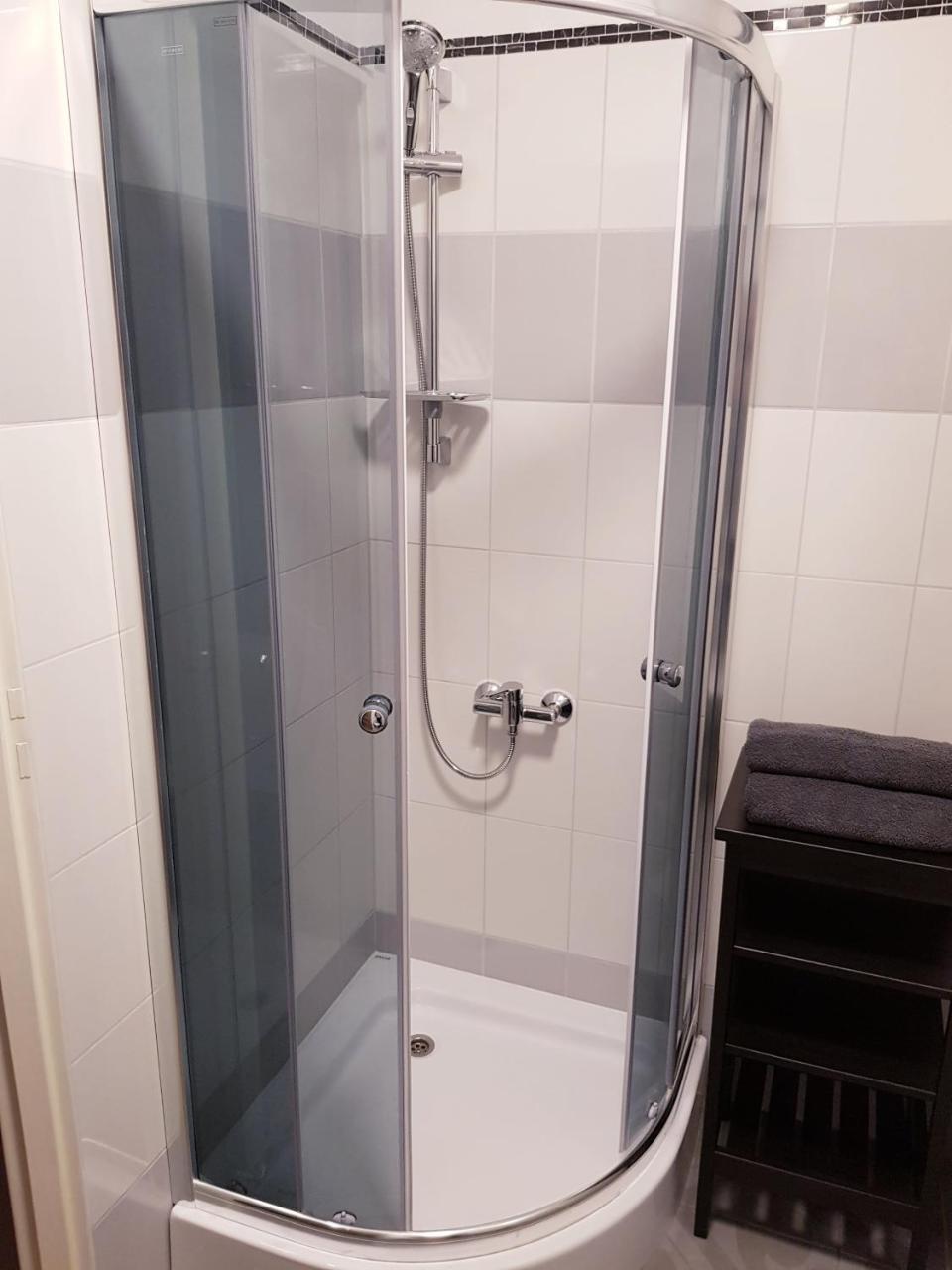 Apartamenty Rowna Kielce Bagian luar foto